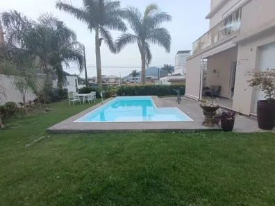 Sobrado com 4 Quartos à venda, 200m² no Cachoeira do Bom Jesus, Florianópolis