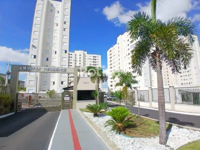 Apartamento com 2 Quartos para alugar, 55m² no Gávea, Uberlândia