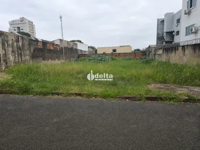 Lote/Terreno à venda, 452m² no Tibery, Uberlândia