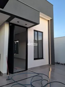 Casa com 3 Quartos à venda, 172m² no Grand Ville, Uberlândia