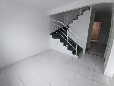 Casa com 3 Quartos para alugar, 110m² no Jardim Jussara, São José dos Campos
