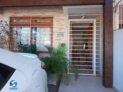 Casa com 2 Quartos à venda, 147m² no Guarujá, Porto Alegre