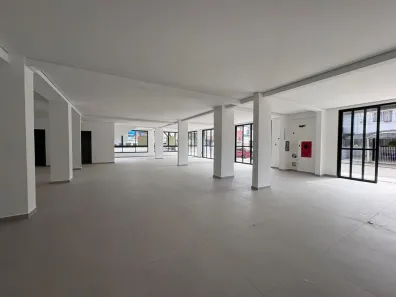 Sala Comercial para alugar, 220m² no Nações, Balneário Camboriú