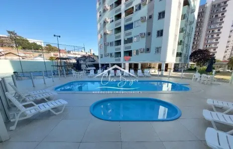 Apartamento com 2 Quartos à venda, 68m² no Barreiros, São José