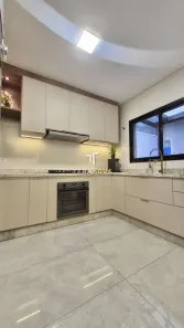 Sobrado com 3 Quartos à venda, 112m² no Boqueirão, Curitiba