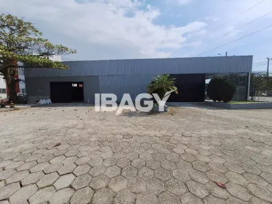 Ponto Comercial para alugar, 750m² no Capoeiras, Florianópolis