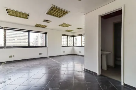 Ponto Comercial para alugar, 64m² no Indianópolis, São Paulo