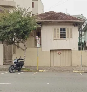 Lote/Terreno à venda, 285m² no Exposição, Caxias do Sul