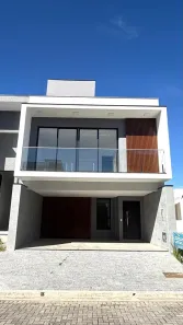 Casa de Condomínio com 3 Quartos para alugar, 195m² no Beira Rio, Biguaçu