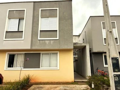 Casa de Condomínio com 2 Quartos para alugar, 57m² no Arujá Center Ville, Arujá