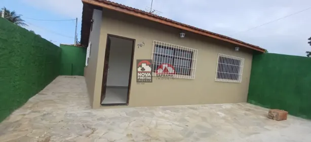 Casa com 2 Quartos para alugar, 90m² no Jardim Brasil, Caraguatatuba