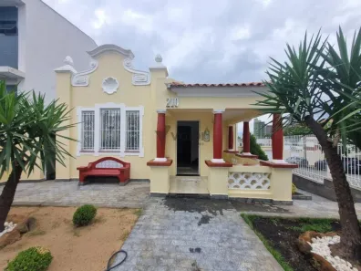 Casa com 3 Quartos para alugar, 157m² no Botafogo, Campinas