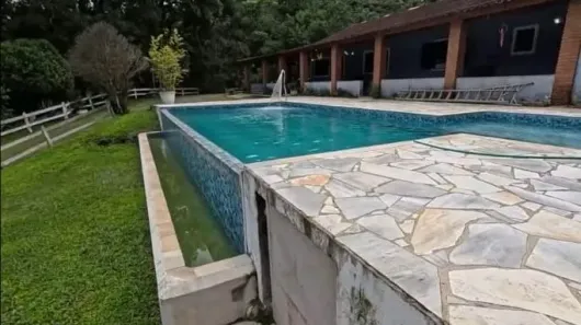 Fazenda/Sítio com 5 Quartos à venda, 400m² no Vila Elvio, Piedade