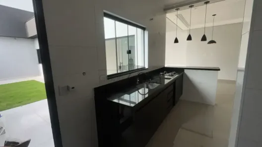 Casa com 2 Quartos para alugar, 78m² no Loteamento Villa Branca, Jacareí
