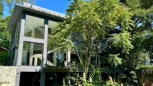 Casa de Condomínio com 3 Quartos para alugar, 200m² no Campeche, Florianópolis