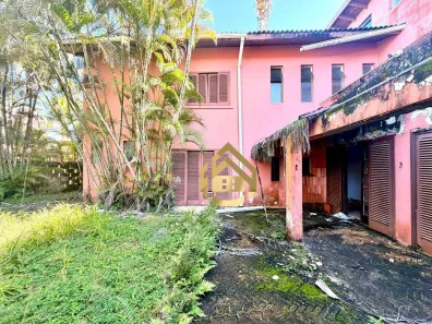 Casa de Condomínio com 5 Quartos à venda, 380m² no Jardim Virgínia, Guarujá