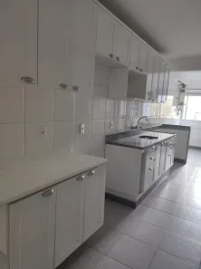 Apartamento com 3 Quartos para alugar, 121m² no Praia do Pecado, Macaé