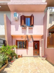 Casa com 2 Quartos à venda, 68m² no Vila Vista Alegre, Cachoeirinha