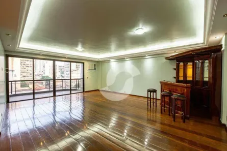 Apartamento com 4 Quartos à venda, 200m² no Icaraí, Niterói