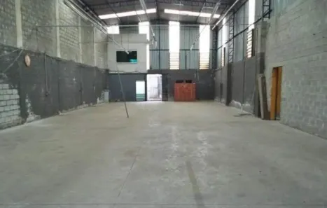 Galpão/Depósito/Armazém à venda, 711m² no Vila Tibiriçá, Santo André