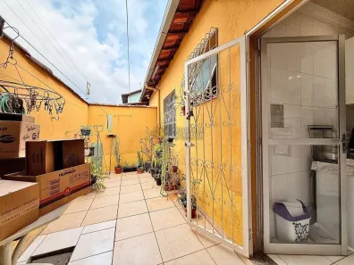 Casa com 2 Quartos à venda, 65m² no Copacabana, Belo Horizonte