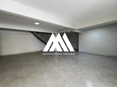 Ponto Comercial para alugar, 135m² no Centro, Itaúna