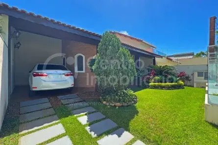 Casa com 3 Quartos à venda, 211m² no Jardim Beira-Mar, Peruíbe