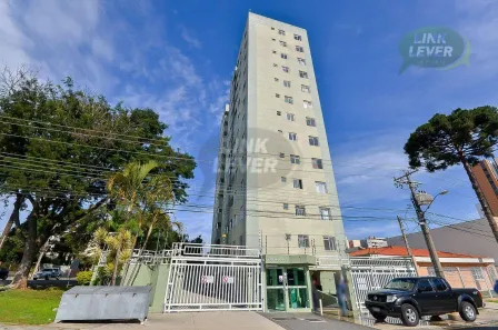 Apartamento com 2 Quartos para alugar, 48m² no Bacacheri, Curitiba