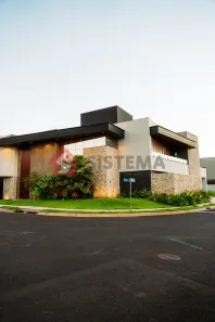 Sobrado com 4 Quartos à venda, 440m² no Residencial Bourbon Parc, Presidente Prudente