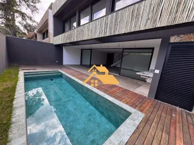 Casa de Condomínio com 4 Quartos à venda, 350m² no Camburi, São Sebastião