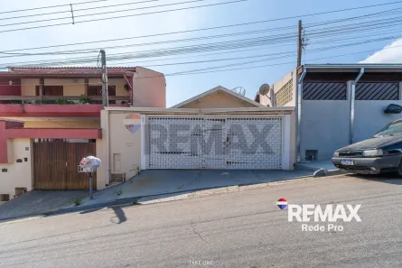 Casa com 3 Quartos à venda, 159m² no Capela, Vinhedo