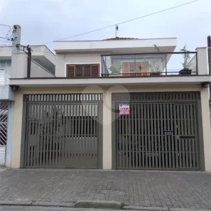 Sobrado com 3 Quartos à venda, 180m² no Vila Nivi, São Paulo
