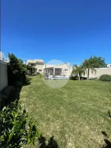 Casa com 3 Quartos à venda, 310m² no Laranjal, Pelotas