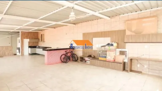 Casa com 3 Quartos à venda, 328m² no Bonfim, Belo Horizonte