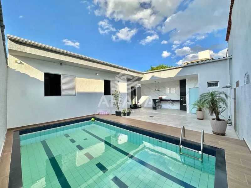 Casa com 4 quartos — Itapoã, Belo Horizonte
