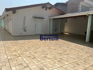 Casa com 3 Quartos para alugar, 230m² no Jardim América, Bragança Paulista