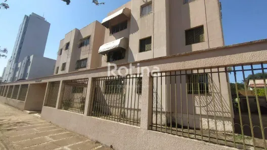 Apartamento com 3 Quartos para alugar, 110m² no Tibery, Uberlândia