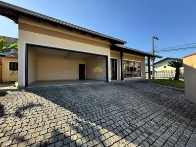 Casa com 2 Quartos à venda, 168m² no Floresta, Joinville