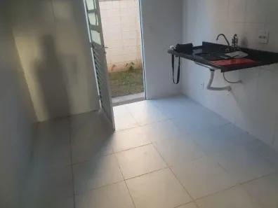 Casa com 2 Quartos à venda, 48m² no Parque Monjolo, Cotia