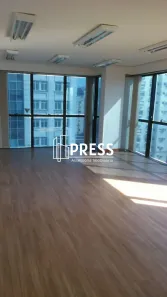 Sala Comercial à venda, 35m² no Menino Deus, Porto Alegre