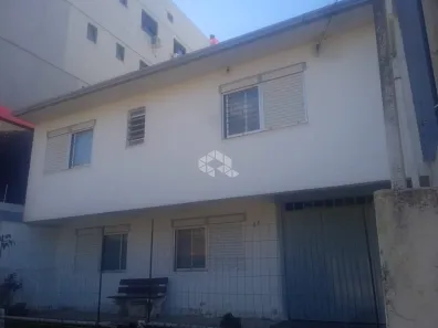 Casa com 4 Quartos à venda, 207m² no Camobi, Santa Maria
