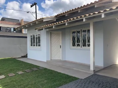 Casa com 3 Quartos à venda, 120m² no Glória, Joinville