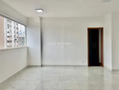 Apartamento com 3 Quartos para alugar, 100m² no Funcionários, Belo Horizonte