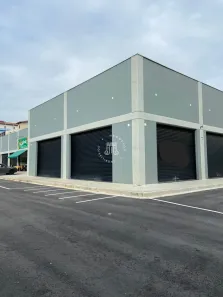 Ponto Comercial para alugar, 180m² no Tulipas, Jundiaí