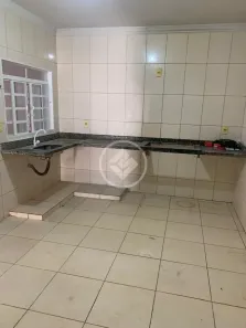 Casa com 2 Quartos à venda, 94m² no Segismundo Pereira, Uberlândia