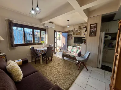 Sobrado com 2 Quartos à venda, 108m² no Charqueadas, Caxias do Sul