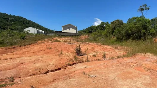 Lote/Terreno à venda, 1525m² no Forquilhas, São José