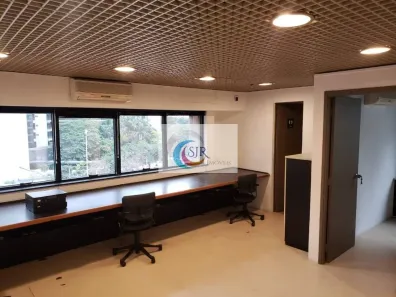 Sala Comercial à venda, 44m² no Vila Olímpia, São Paulo