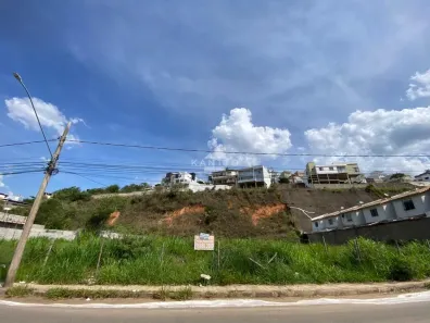 Lote/Terreno à venda, 825m² no Santos Dumont, Juiz de Fora