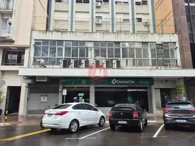 Ponto Comercial para alugar, 1900m² no Centro Histórico, Porto Alegre